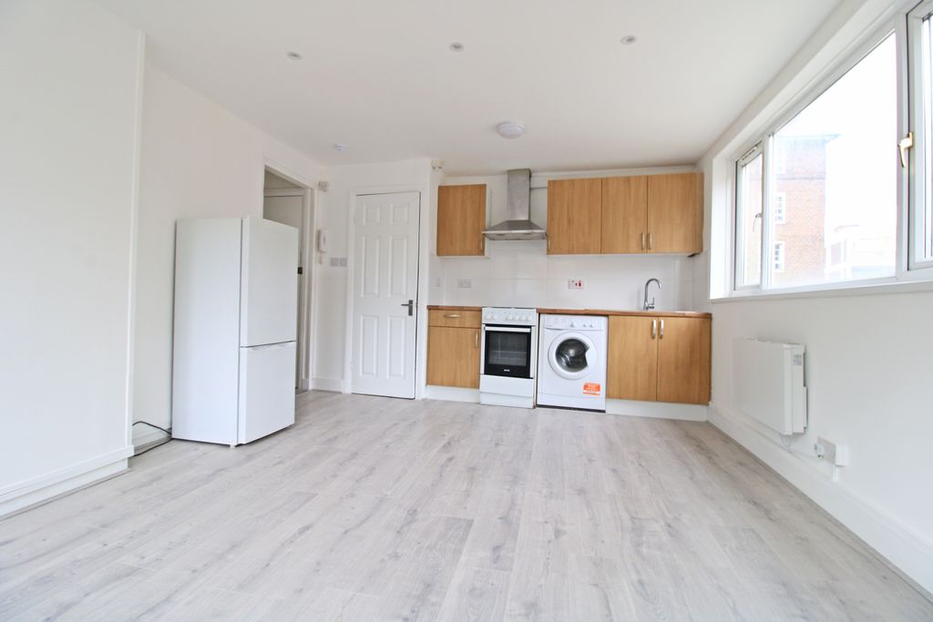 Property photo 2 of 5 Img_8574