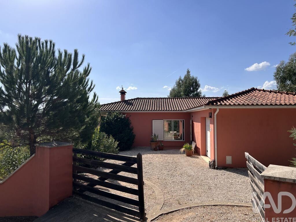 Property photo 1 of 29