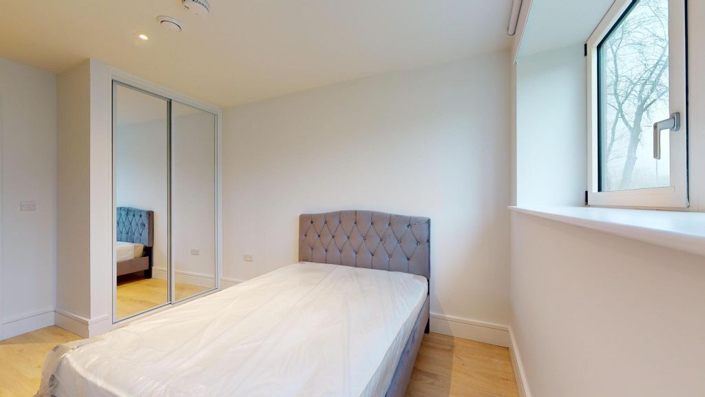 Property photo 3 of 15 Bedroom