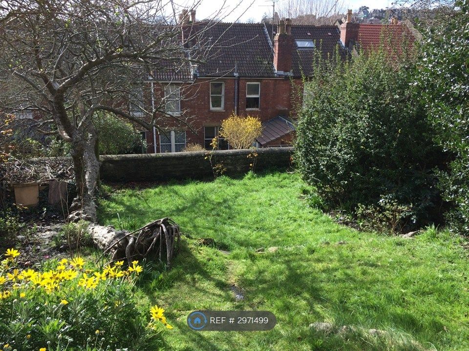 Property photo 3 of 12