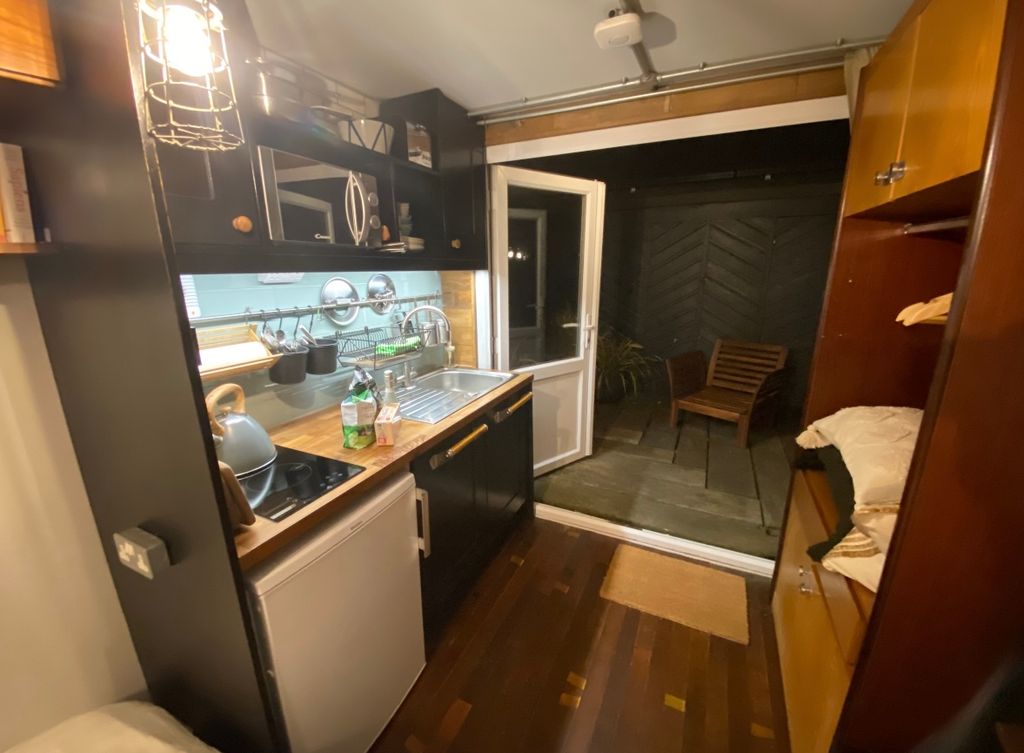 Property photo 3 of 7