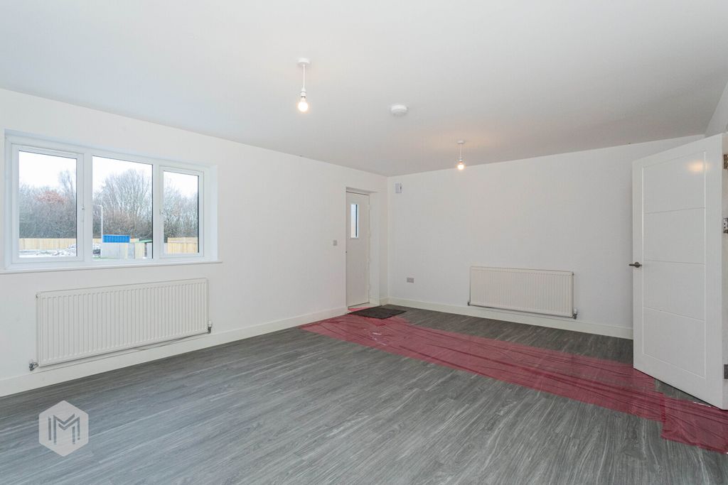 Property photo 2 of 19 Picture No. 22