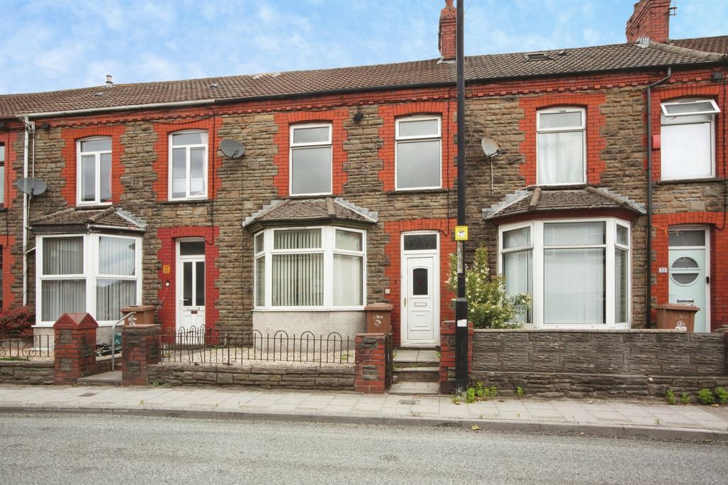 Property photo 1 of 25