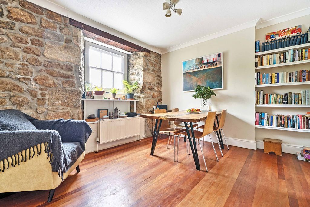 Property photo 3 of 15 Photo 3