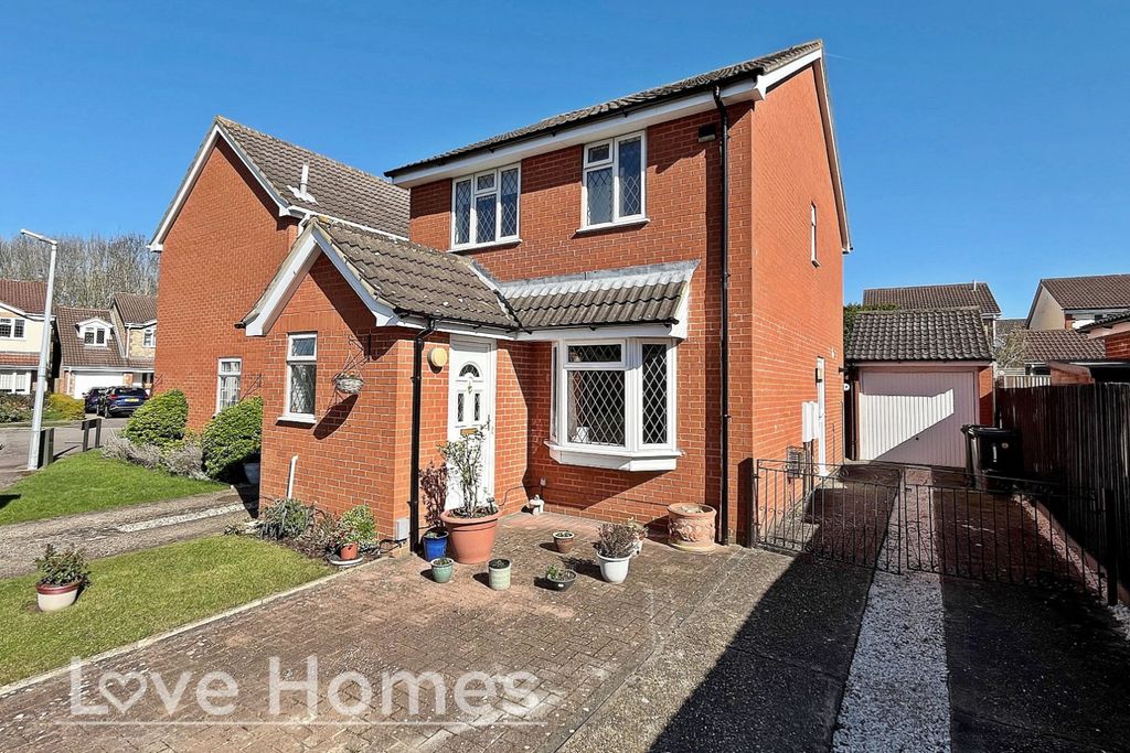 Property photo 1 of 10 4977181