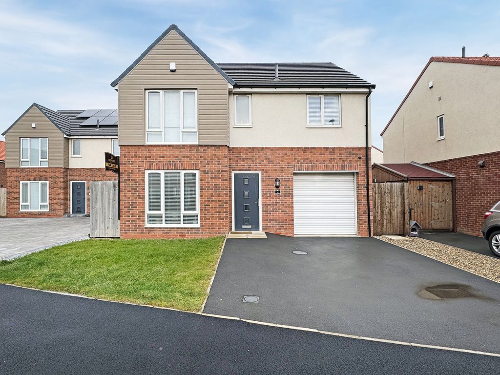 Property photo 1 of 32
