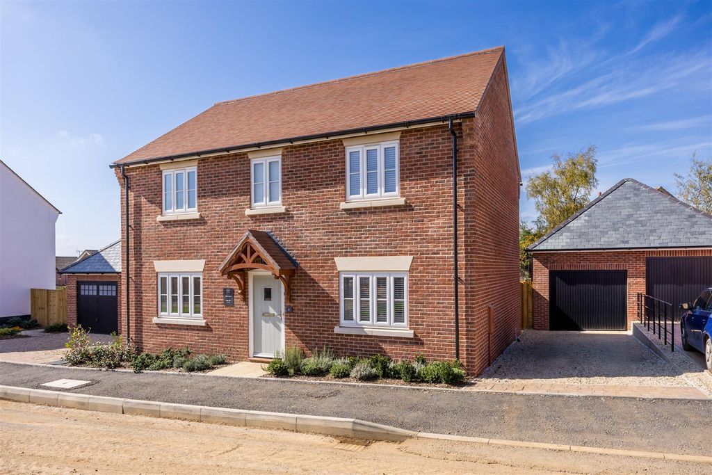 Property photo 1 of 13 Front