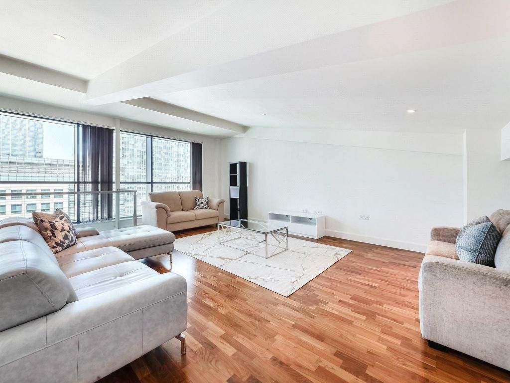 Property photo 3 of 18 08350d601165A3Cdc690E43d51c6F1Af3Fc0Ed2569c088Fc7E