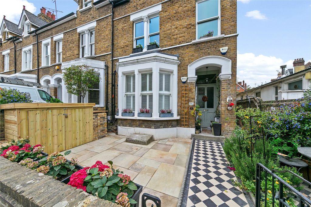 Property photo 2 of 15 Picture No. 29