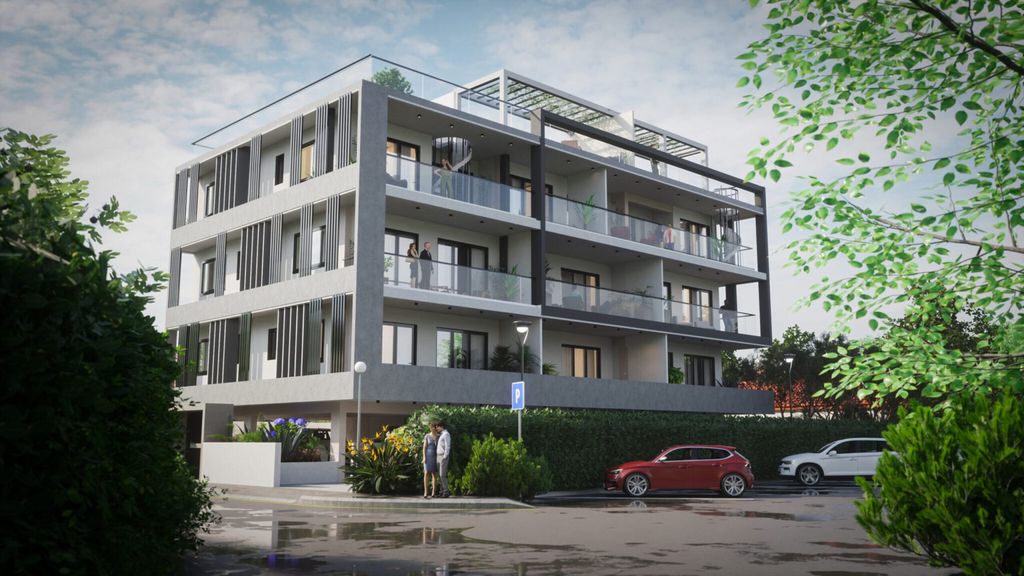 Property photo 2 of 22