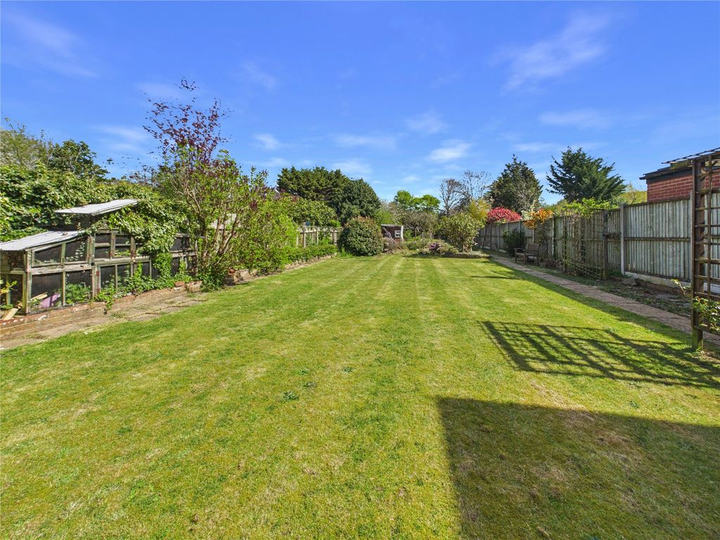 Property photo 2 of 23 Picture No. 13