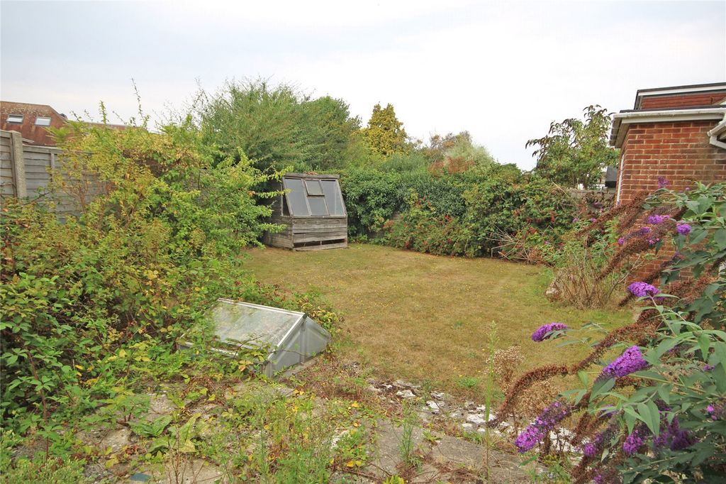 Property photo 2 of 13 Picture No. 11