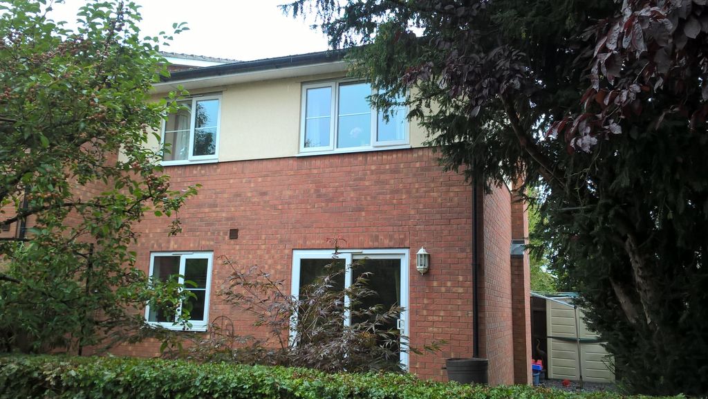 Property photo 1 of 2