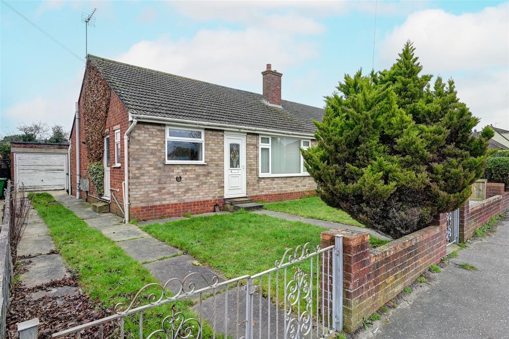 Property photo 1 of 11 Front 1.Jpg