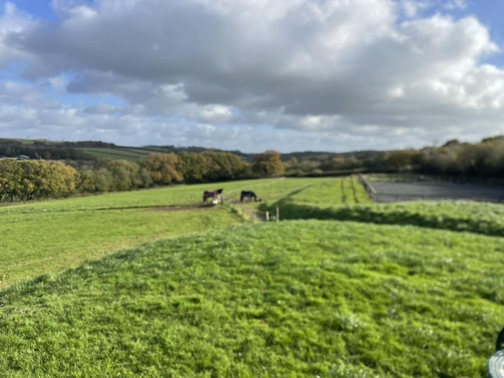 Property photo 1 of 17 F7A4283A-9C39-43F8-A476-B3458Fc34137_1_105_c.Jpeg