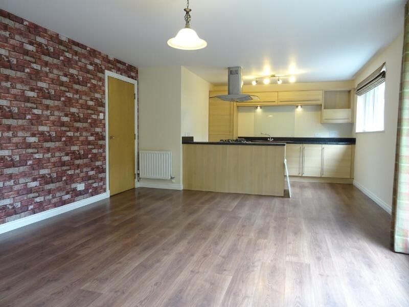 Property photo 2 of 12 Kitchen