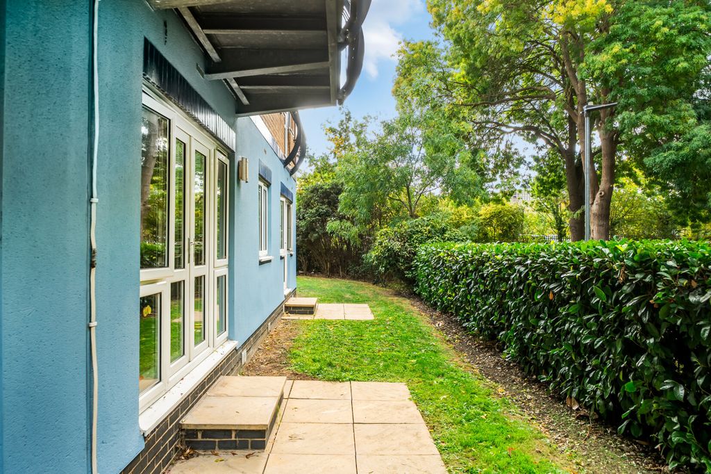 Property photo 2 of 23 External View