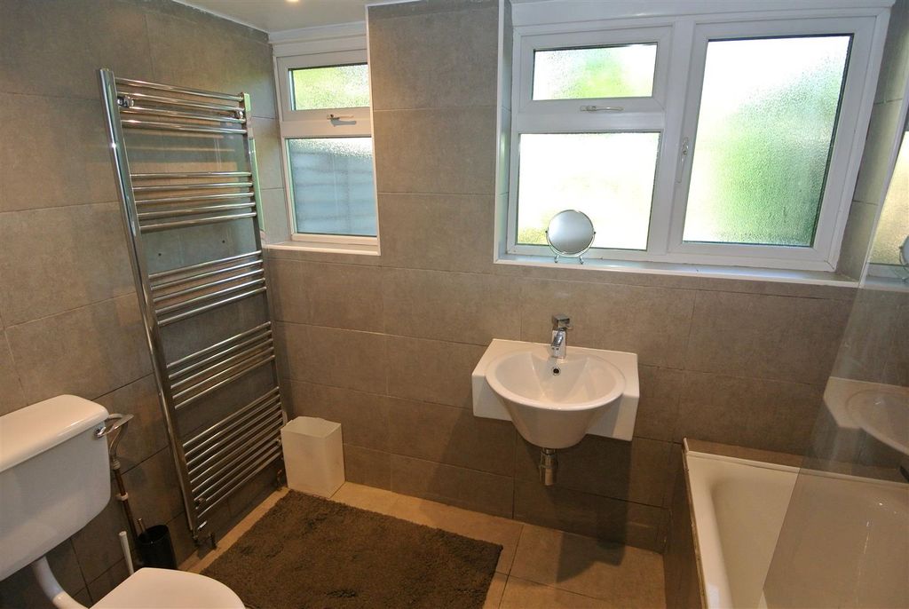 Property photo 2 of 13 Bathroom.Jpg