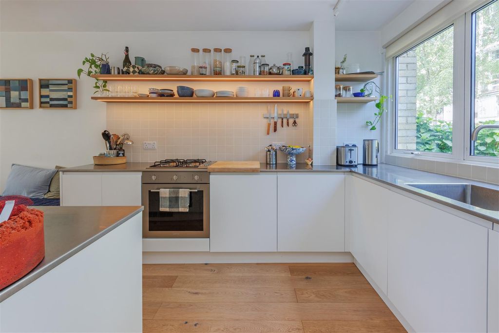 Property photo 3 of 16 0011.Jpg