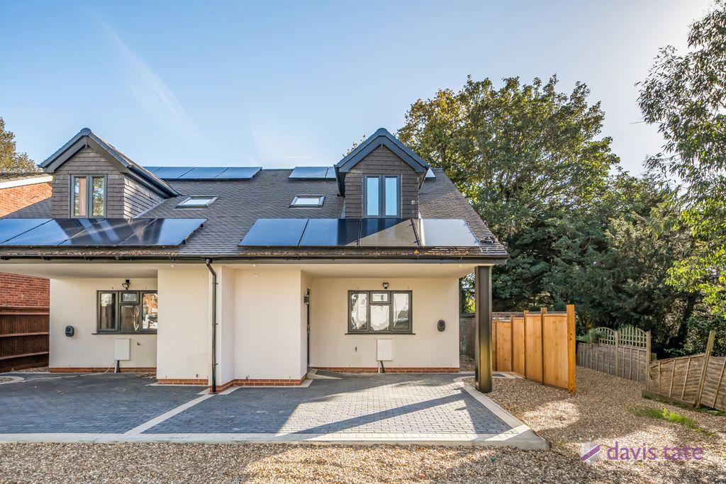 Property photo 1 of 13 Picture No. 10