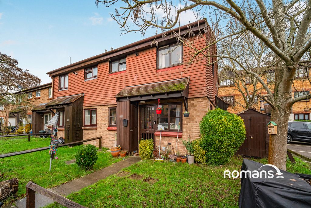 Property photo 1 of 9 Photo