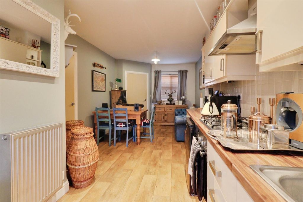 Property photo 2 of 22 26747208-Img_7032-Img_7034.Jpg