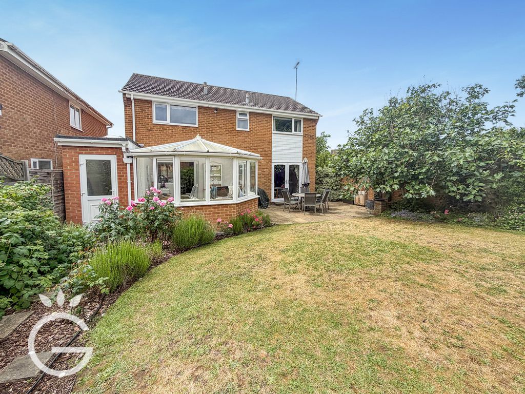 Property photo 2 of 26