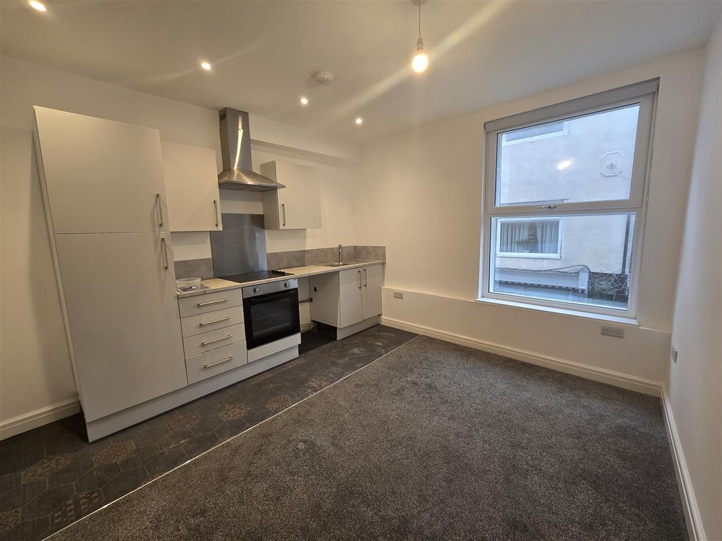 Property photo 1 of 6 20251112_143829.Jpg