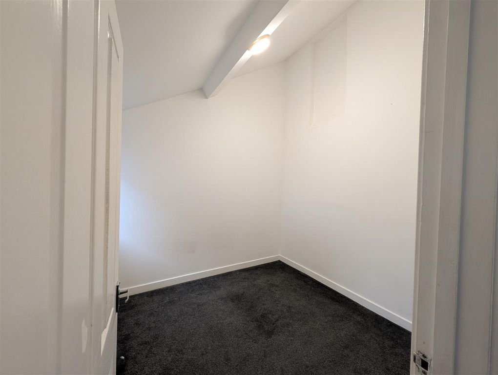 Property photo 2 of 5 Pxl_20260121_144028409.Jpg