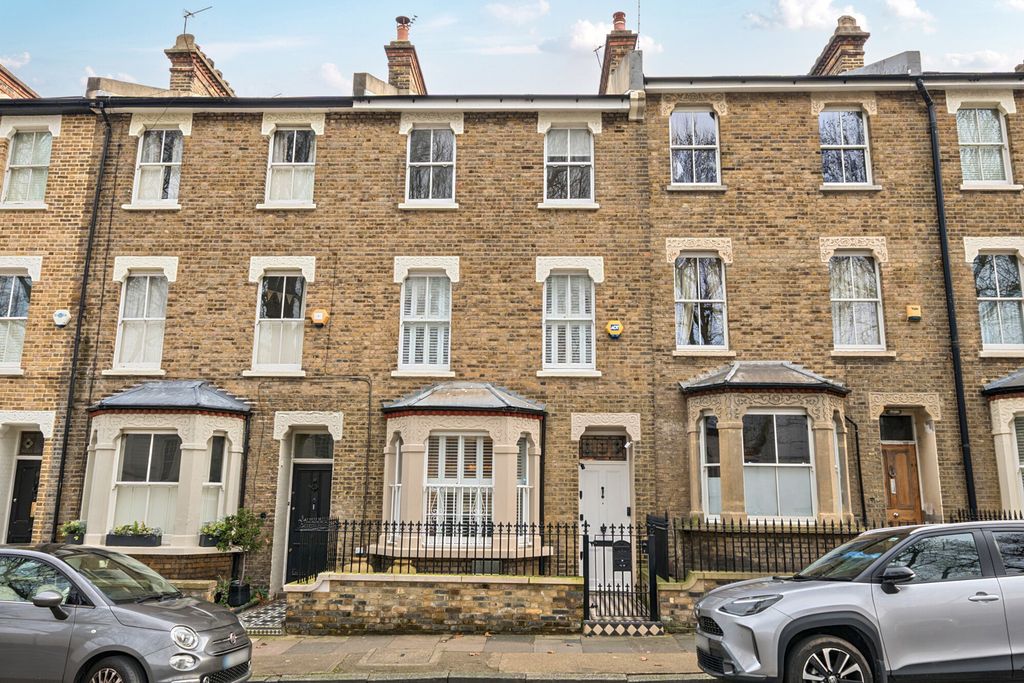 Property photo 1 of 41 1415288-4-699592A...