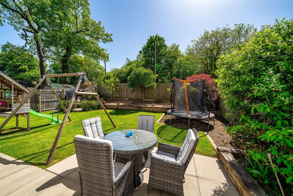 Property photo 3 of 25 Rear Garden