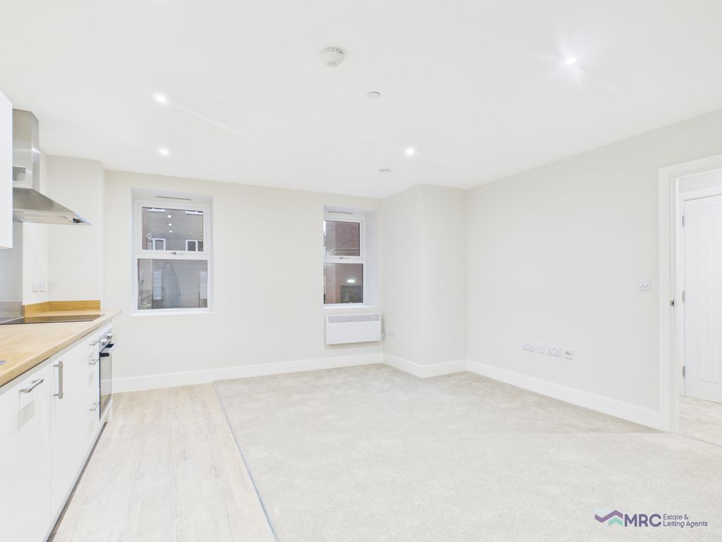 Property photo 3 of 9 Gallery