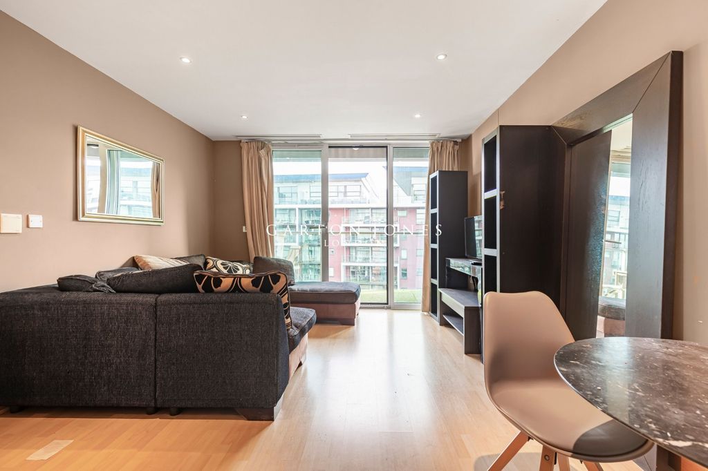 Property photo 2 of 10 Picture No. 22