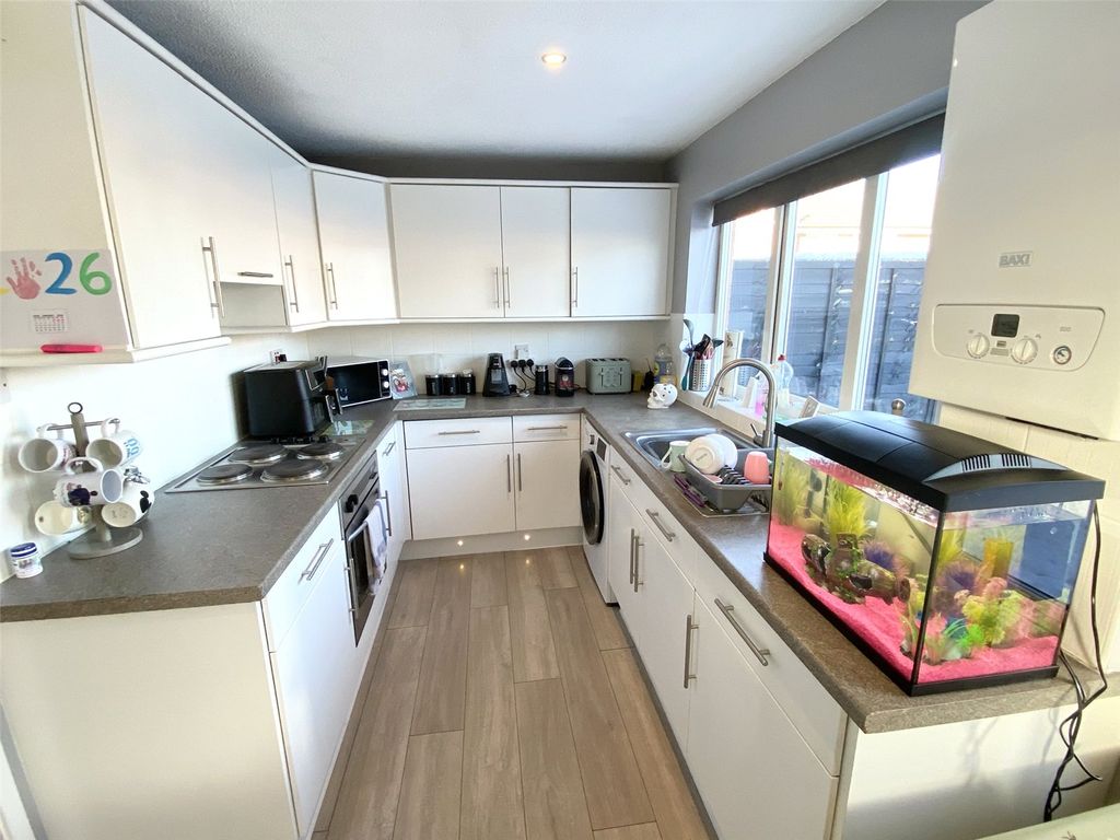 Property photo 2 of 14 Picture No. 02