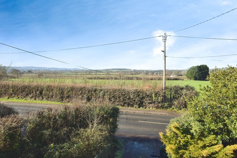 Property photo 2 of 13 Photo 6