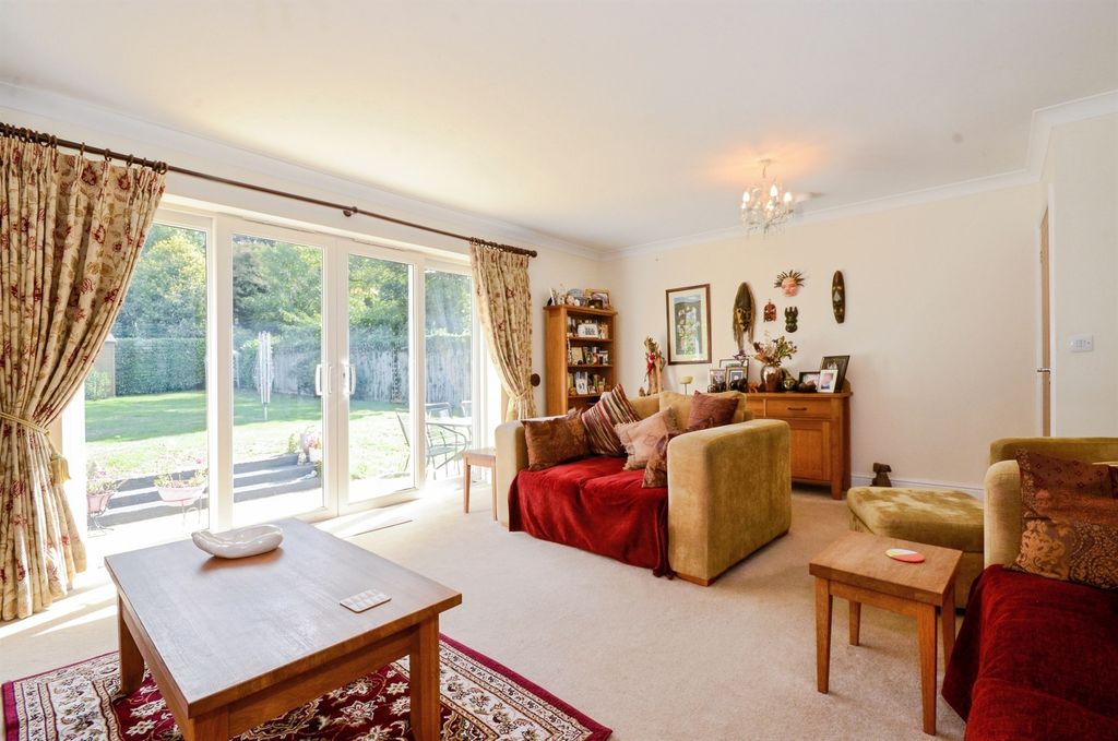 Property photo 3 of 17