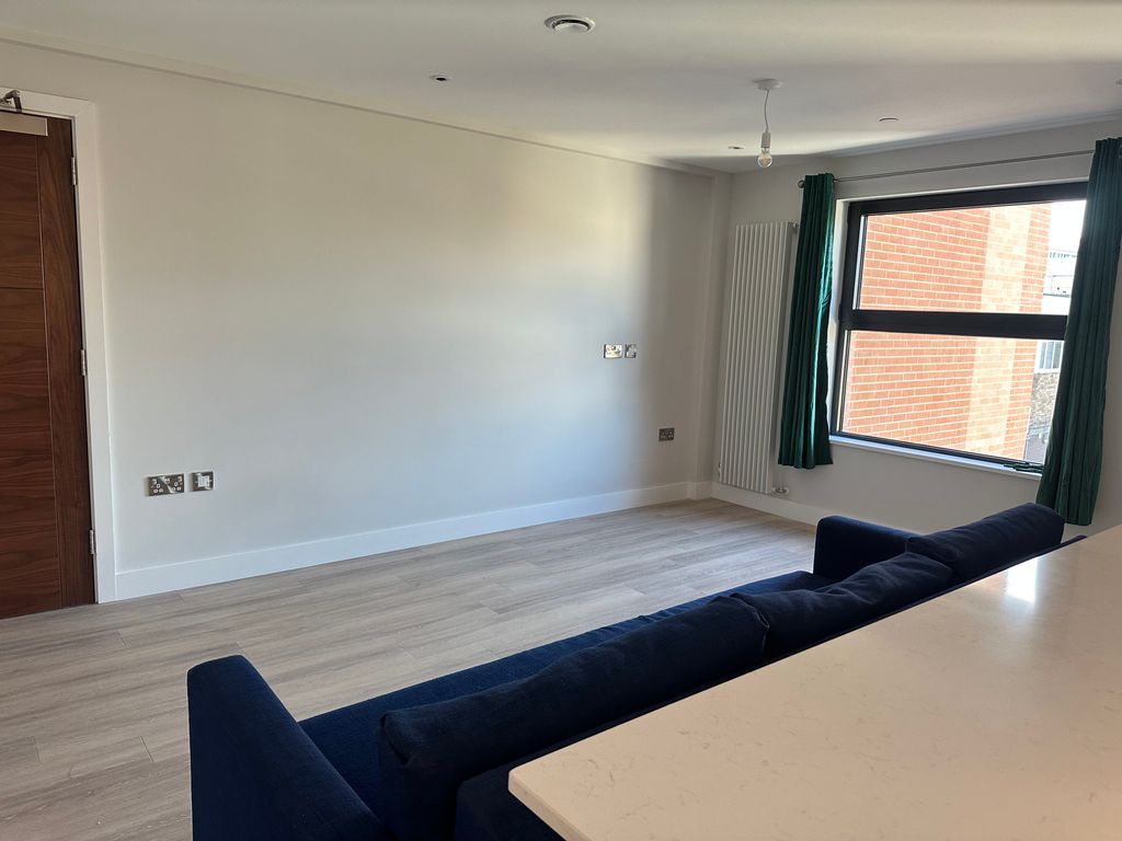 Property photo 3 of 9