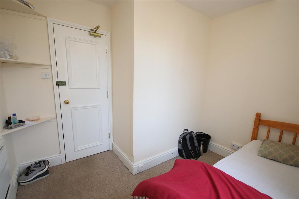 Property photo 3 of 12 Img_5464.Jpg