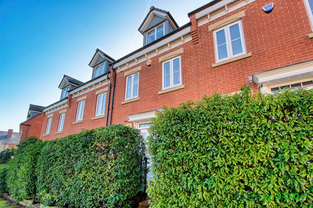 Property photo 1 of 24 Front