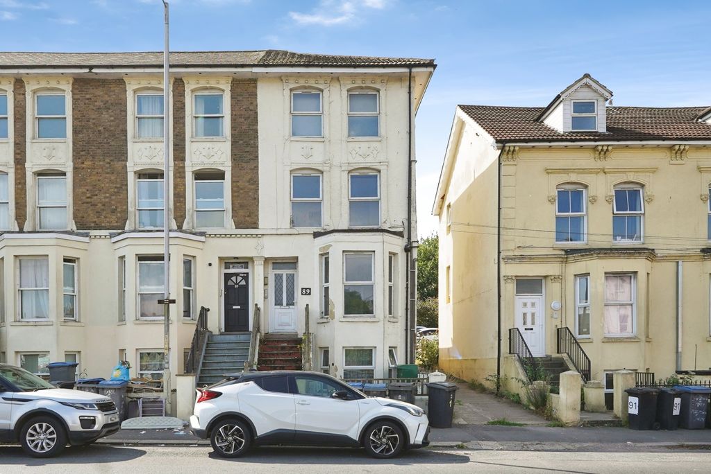 Property photo 1 of 12 Pbox-Img.Jpg