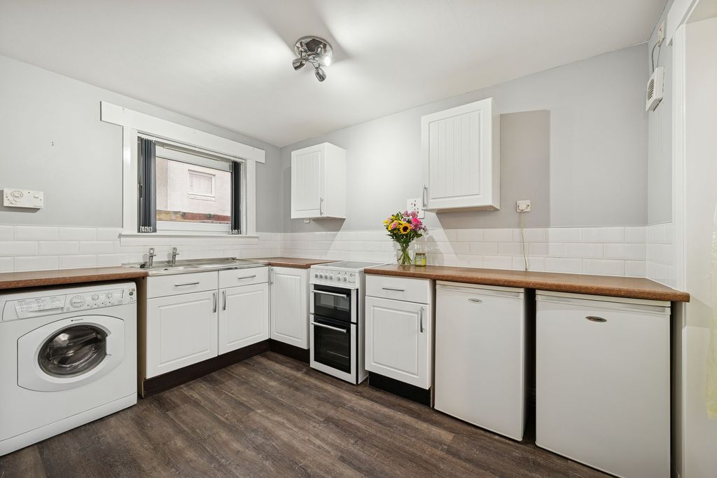 Property photo 1 of 22 Kitchen