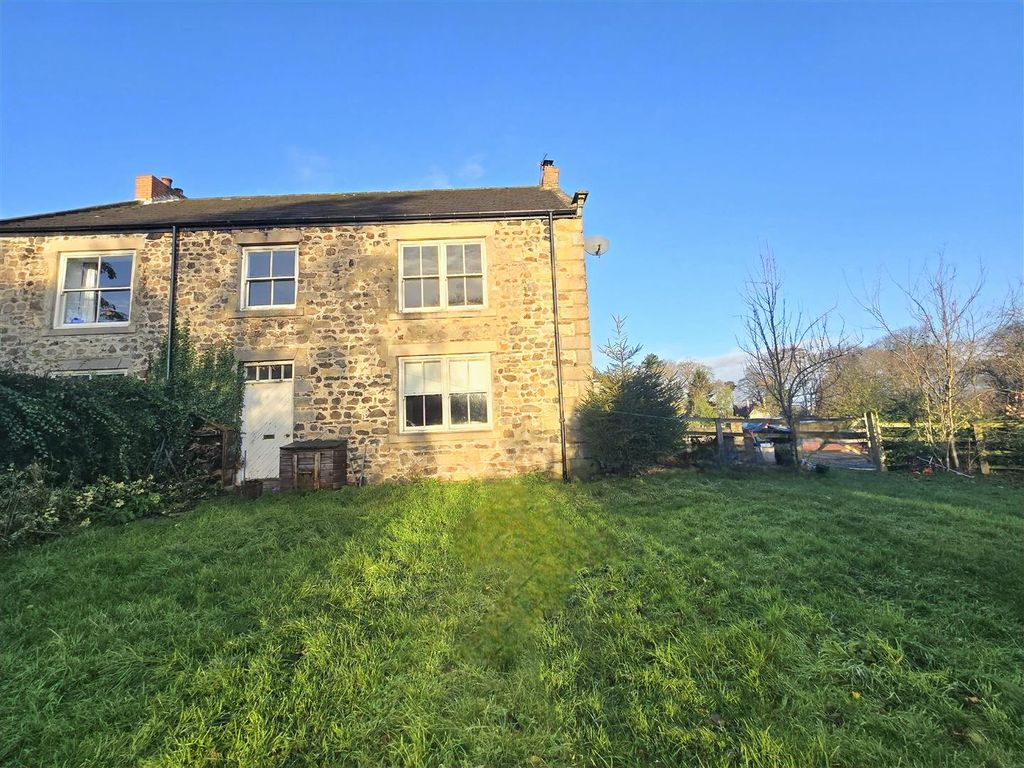 Property photo 1 of 13 Front