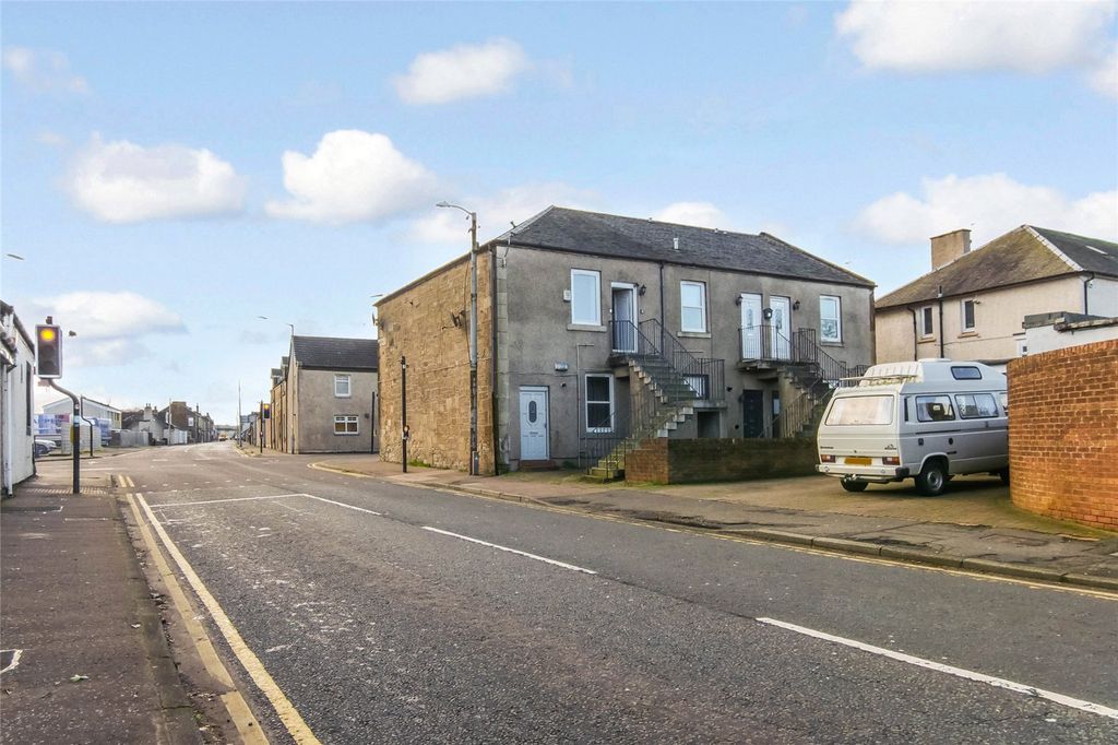 Property photo 3 of 18 Picture No. 01