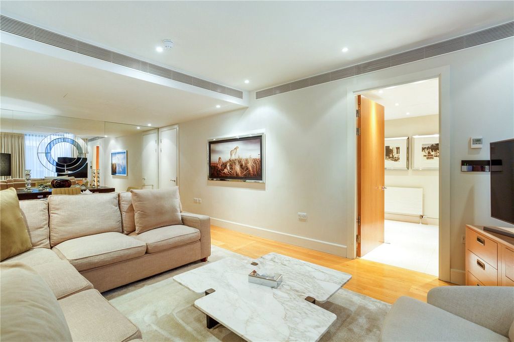 Property photo 1 of 9 Picture No. 05
