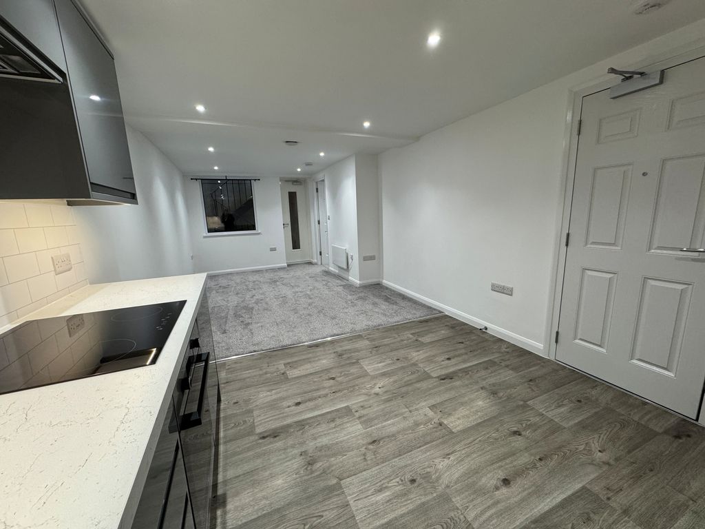 Property photo 1 of 15 Image