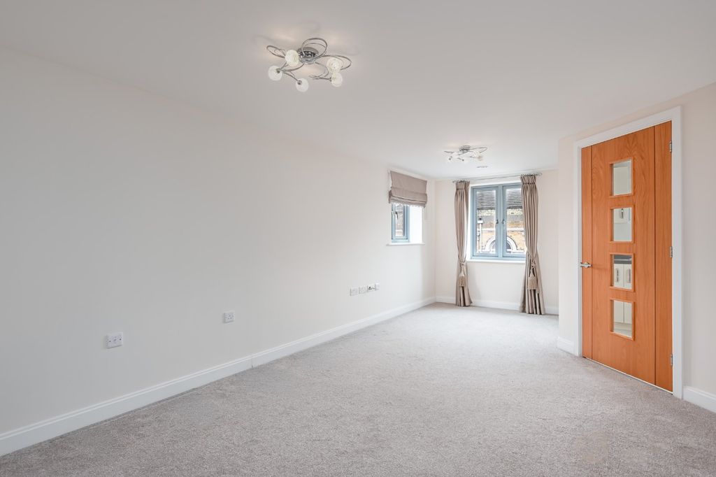 Property photo 3 of 14 Picture 3