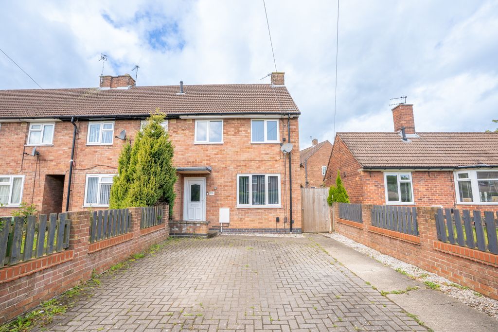Property photo 2 of 22 69Bramhamroad4
