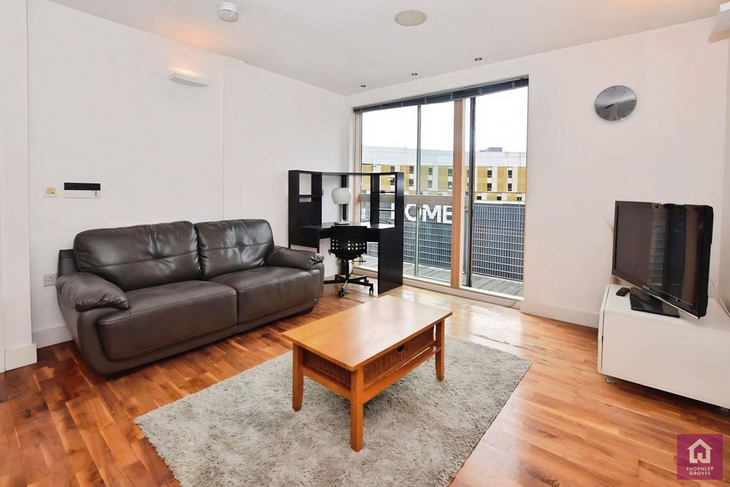 Property photo 1 of 16 Pbox-Img.Jpg