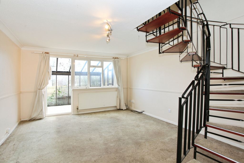 Property photo 3 of 15