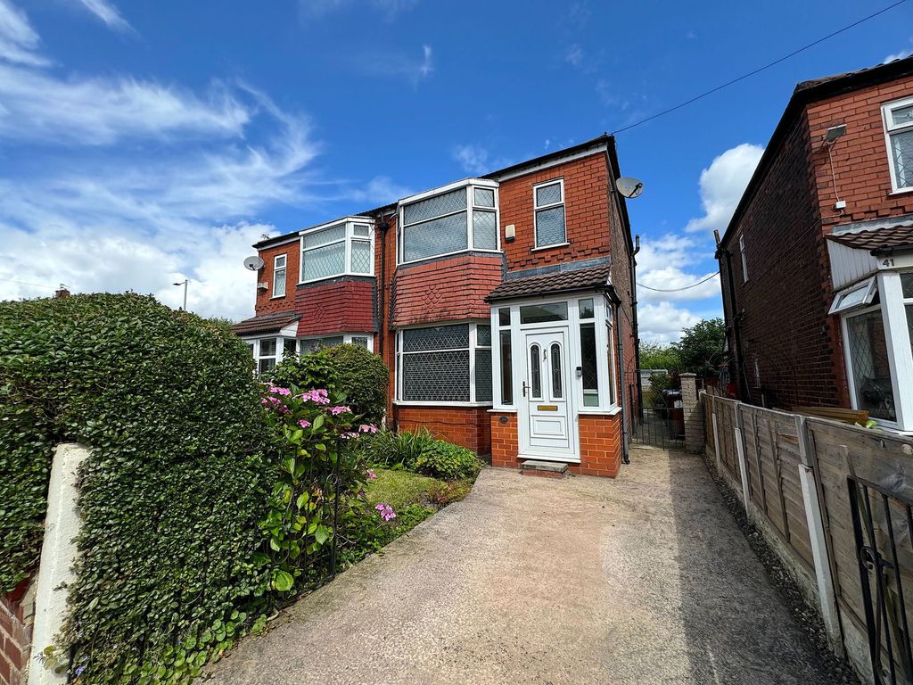Property photo 1 of 22